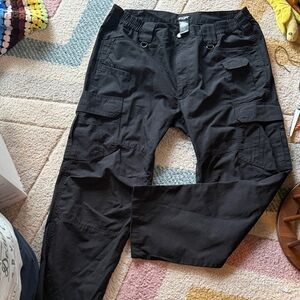 Stylish Black Cargo Pants for Men